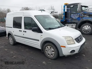 2012 Ford Transit Connect XLT z VIN NM0LS6BN9CT118454, wystawiony jako IAAI lot #42005467 z przebiegiem 108 680 mil mil oraz . Historia ofert i sprzedaży dostępna na DreamBid. Obrazek 1.