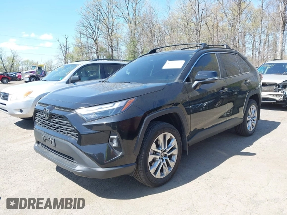 2024 Toyota RAV4 XLE Premium with VIN 2T3A1RFV9RC425493, listed as a IAAI auction lot 41973775 with 15,827 mi miles and . Bid and sale history available at DreamBid. Image 17.