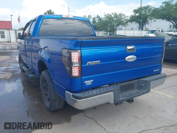 2011 Ford F-150 XL with VIN 1FTEX1CM2BFC56193, listed as a IAAI auction lot 41978870 with 155,808 mi miles. Bid and sale history available at carsss.com. Image 3.