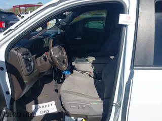 2019 Chevrolet Silverado 1500 LT with VIN 3GCPWCED8KG122694, listed as a IAAI auction lot 41430558 with 92,441 mi miles. Bid and sale history available at carsss.com. Image 6.