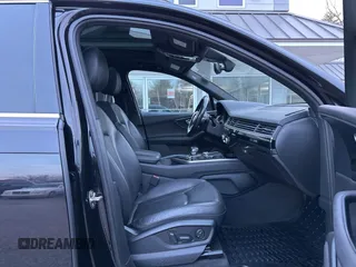 2017 Audi Q7 Premium Plus с VIN WA1LAAF78HD031810, выставлен на аукционе IAAI как лот 41808807 с пробегом 119 171 миль миль и . История ставок и продаж доступна на DreamBid. Изображение 5.