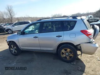 2009 Toyota RAV4 with VIN JTMBF33VX9D021198, listed as a IAAI auction lot 41787264 with 162,277 mi miles. Bid and sale history available at carsss.com. Image 14.
