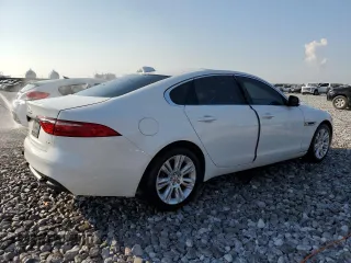 2016 Jaguar XF 35t Premium with VIN SAJBD4BV2GCY14433, listed as a Copart auction lot 72264074 with 69,870 mi miles and Non Repairable. Bid and sale history available at carsss.com. Image 3.