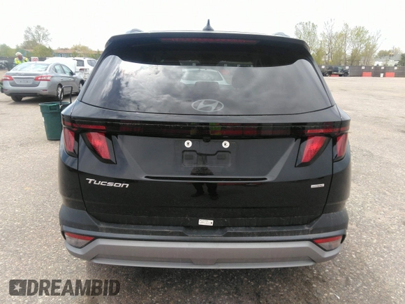 2025 Hyundai Tucson SEL with VIN 5NMJBCDEXSH496398, listed as a IAAI auction lot 42114655 with 5,902 mi miles. Bid and sale history available at carsss.com. Image 16.