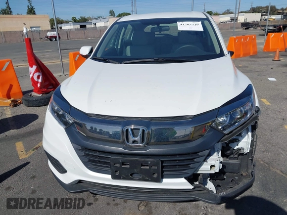 2022 Honda HR-V LX with VIN 3CZRU6H34NM768950, listed as a IAAI auction lot 41702229 with 5,891 mi miles. Bid and sale history available at carsss.com. Image 12.
