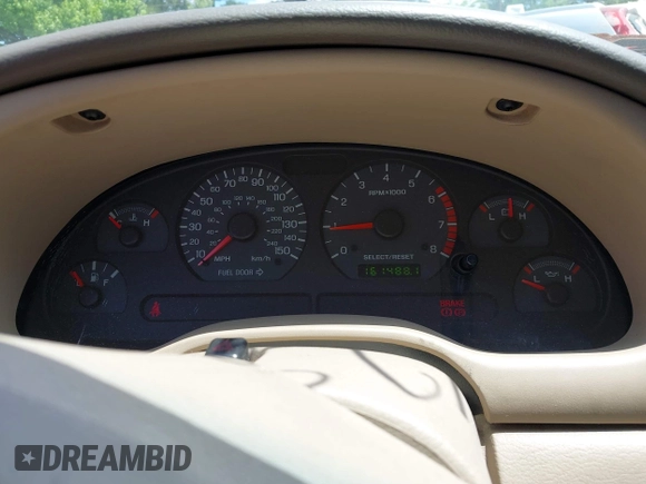 2003 Ford Mustang GT Deluxe z VIN 1FAFP45XX3F417295, wystawiony jako IAAI lot #42229765 z przebiegiem 161 488 mil mil oraz . Historia ofert i sprzedaży dostępna na DreamBid. Obrazek 7.