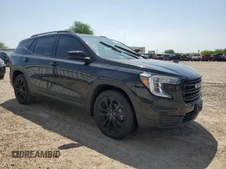 2022 GMC Terrain SLE z VIN 3GKALMEV1NL267718, wystawiony jako Copart lot #51453475 z przebiegiem Nie podano mil oraz Szkoda całkowita • Salvage title. Historia ofert i sprzedaży dostępna na DreamBid. Obrazek 4.