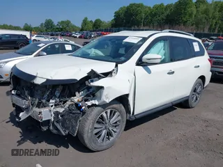 2019 Nissan Pathfinder S z VIN 5N1DR2MM7KC646276, wystawiony jako IAAI lot #42394605 z przebiegiem 75 708 mil mil oraz . Historia ofert i sprzedaży dostępna na DreamBid. Obrazek 17.