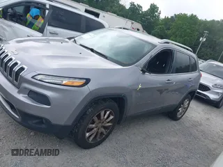 2016 Jeep Cherokee Limited with VIN 1C4PJMDB8GW151903, listed as a IAAI auction lot 42359124 with 249,984 mi miles and . Bid and sale history available at DreamBid. Image 14.