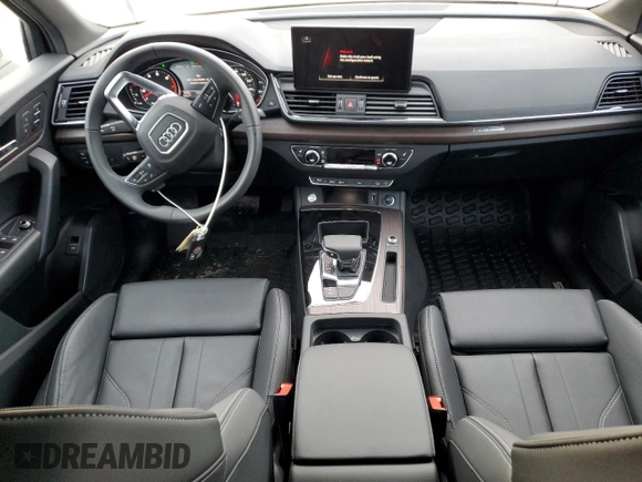 2024 Audi Q5 Sportback S line Premium с VIN WA14AAFY3R2106861, выставлен на аукционе Copart как лот 41789285 с пробегом 1 410 миль миль и Списание • Salvage title. История ставок и продаж доступна на DreamBid. Изображение 8.