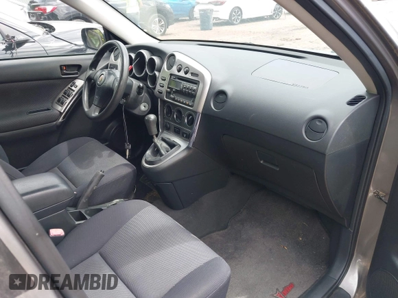 2004 Pontiac Vibe z VIN 5Y2SL62844Z467591, wystawiony jako IAAI lot #42320193 z przebiegiem 243 212 mil mil oraz . Historia ofert i sprzedaży dostępna na DreamBid. Obrazek 5.