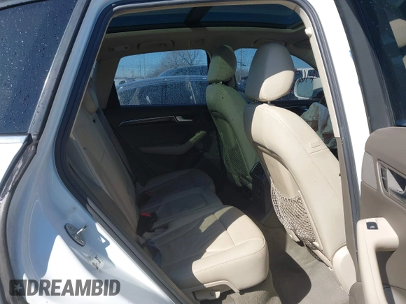 2012 Audi Q5 3.2L Premium Plus with VIN WA1DKAFP0CA012776, listed as a IAAI auction lot 41659580 with 273,447 mi miles. Bid and sale history available at carsss.com. Image 8.