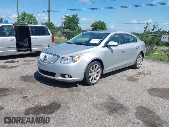 2011 Buick LaCrosse CXS z VIN 1G4GE5GD3BF335268, wystawiony jako IAAI lot #42508387 z przebiegiem 91 390 mil mil oraz . Historia ofert i sprzedaży dostępna na DreamBid. Obrazek 2.