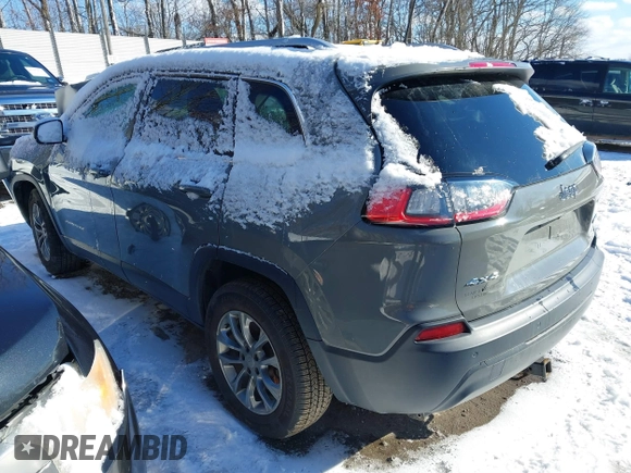 2019 Jeep Cherokee Latitude Plus with VIN 1C4PJMLB9KD469308, listed as a IAAI auction lot 41590025 with 46,676 mi miles. Bid and sale history available at carsss.com. Image 3.