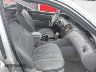 2003 Toyota Avalon XL with VIN 4T1BF28B83U307465, listed as a IAAI auction lot 42162357 with 173,681 mi miles and . Bid and sale history available at DreamBid. Image 5.