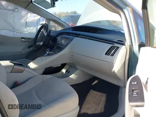 2015 Toyota Prius Four with VIN JTDKN3DU6F1891116, listed as a IAAI auction lot 40689158 with 210,876 mi miles. Bid and sale history available at carsss.com. Image 5.