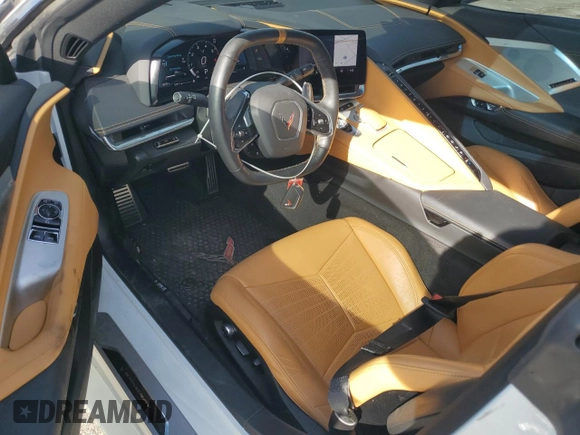 2020 Chevrolet Corvette 2LT with VIN 1G1Y72D45L5101896, listed as a Copart auction lot 43833635 with 8,226 mi miles and Salvage Title. Bid and sale history available at carsss.com. Image 8.