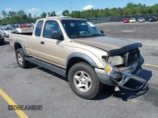 2001 Toyota Tacoma z VIN 5TEWN72N61Z746662, wystawiony jako IAAI lot #42325016 z przebiegiem 194 459 mil mil oraz . Historia ofert i sprzedaży dostępna na DreamBid. Obrazek 1.