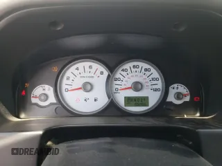 2007 Ford Escape XLS z VIN 1FMYU02Z97KC06172, wystawiony jako Copart lot #56978575 z przebiegiem 155 456 mil mil oraz Szkoda całkowita • Salvage title. Historia ofert i sprzedaży dostępna na DreamBid. Obrazek 9.