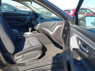 2016 Nissan Altima 2.5 S with VIN 1N4AL3APXGN320843, listed as a IAAI auction lot 41956427 with 152,493 mi miles. Bid and sale history available at carsss.com. Image 5.
