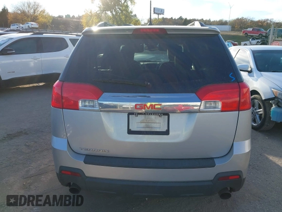 2013 GMC Terrain SLT with VIN 2GKFLUE31D6160269, listed as a IAAI auction lot 40938200 with 201,060 mi miles and . Bid and sale history available at carsss.com. Image 16.