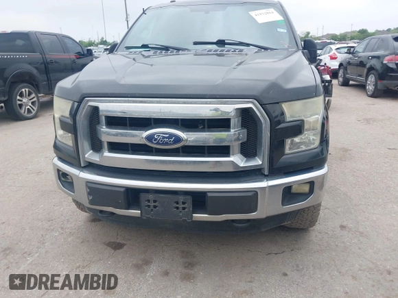 2015 Ford F-150 XLT with VIN 1FTEW1EG4FKD11928, listed as a IAAI auction lot 41912864 with 270,804 mi miles. Bid and sale history available at carsss.com. Image 12.