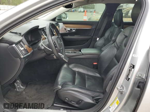 2018 Volvo S90 Inscription with VIN LVYBC0AL4JP035893, listed as a Copart auction lot 86851984 with 82,234 mi miles and Salvage Title. Bid and sale history available at carsss.com. Image 7.