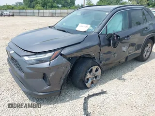 2022 Toyota RAV4 XLE with VIN 2T3W1RFV1NW188402, listed as a IAAI auction lot 42487520 with 75,900 mi miles and . Bid and sale history available at DreamBid. Image 6.