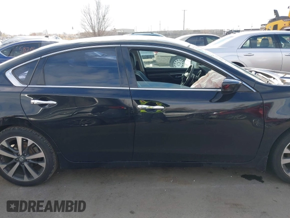 2016 Nissan Altima S with VIN 1N4AL3AP1GC254291, listed as a IAAI auction lot 41209276 with Not Provided miles and . Bid and sale history available at carsss.com. Image 12.