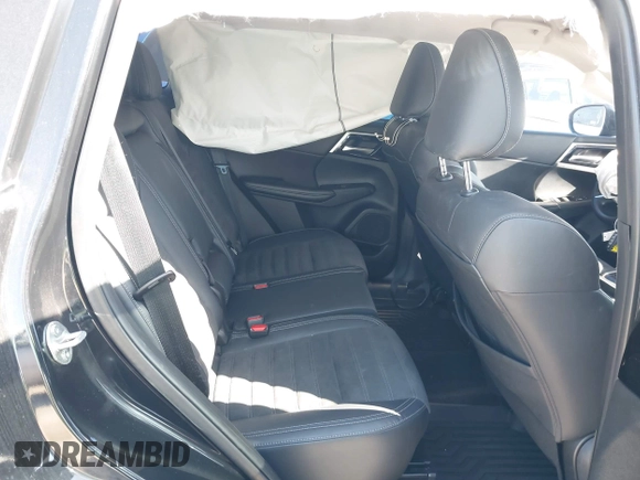 2022 Mitsubishi Outlander SE z VIN JA4J4UA82NZ050917, wystawiony jako IAAI lot #41971485 z przebiegiem 53 678 mil mil oraz . Historia ofert i sprzedaży dostępna na DreamBid. Obrazek 8.