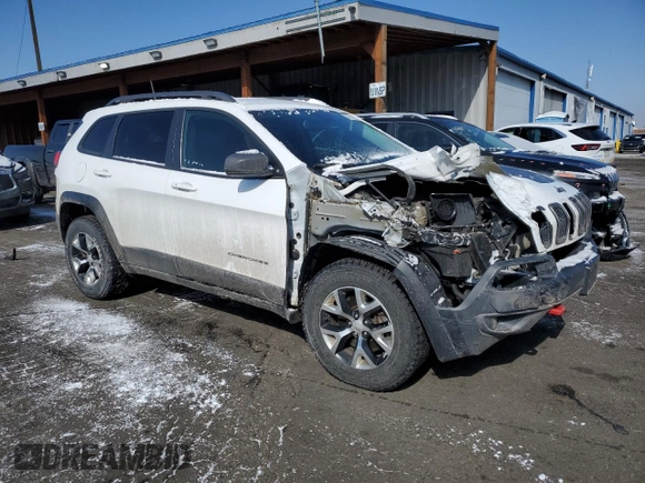 2018 Jeep Cherokee Trailhawk with VIN 1C4PJMBB6JD545342, listed as a Copart auction lot 46118275 with 76,221 mi miles and Salvage title. Bid and sale history available at DreamBid. Image 4.