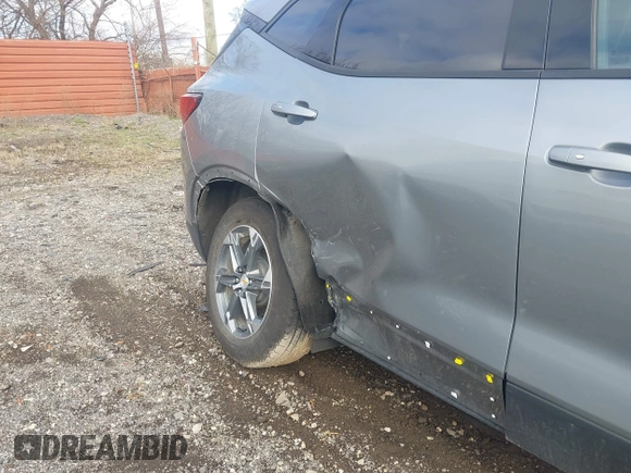 2024 Chevrolet Blazer LT с VIN 3GNKBCR49RS244768, выставлен на аукционе IAAI как лот 41911870 с пробегом 11 616 миль миль и . История ставок и продаж доступна на DreamBid. Изображение 6.