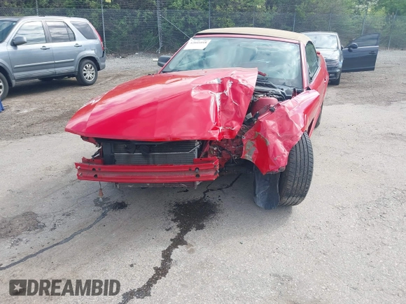 2008 Ford Mustang Deluxe with VIN 1ZVHT84N585152012, listed as a IAAI auction lot 42041018 with 87,513 mi miles and . Bid and sale history available at DreamBid. Image 6.