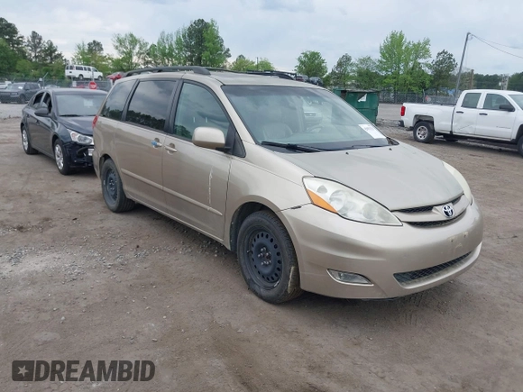2006 Toyota Sienna XLE with VIN 5TDZA22C46S537838, listed as a IAAI auction lot 42092225 with 274,260 mi miles. Bid and sale history available at carsss.com. Image 1.