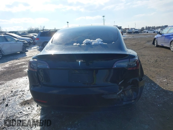 2020 Tesla Model 3 Standard Range Plus z VIN 5YJ3E1EA6LF662080, wystawiony jako IAAI lot #41410445 z przebiegiem Nie podano mil oraz . Historia ofert i sprzedaży dostępna na DreamBid. Obrazek 15.