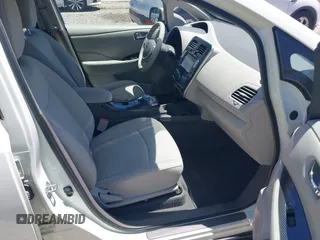 2011 Nissan LEAF SL-e z VIN JN1AZ0CP4BT004687, wystawiony jako IAAI lot #42318422 z przebiegiem 101 344 mil mil oraz . Historia ofert i sprzedaży dostępna na DreamBid. Obrazek 5.