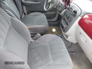 2004 Chrysler PT Cruiser Touring with VIN 3C4FY58B64T358041, listed as a IAAI auction lot 42103245 with 189,000 mi miles. Bid and sale history available at carsss.com. Image 5.