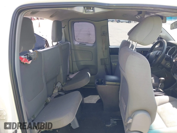 2013 Toyota Tacoma z VIN 5TFTX4CN1DX034484, wystawiony jako IAAI lot #42047723 z przebiegiem 241 844 mil mil oraz . Historia ofert i sprzedaży dostępna na DreamBid. Obrazek 8.