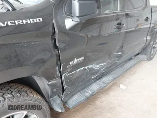 2022 Chevrolet Silverado 1500 RST with VIN 1GCUDEET0NZ644607, listed as a IAAI auction lot 41614044 with 56,524 mi miles and . Bid and sale history available at DreamBid. Image 6.