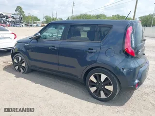 2015 Kia Soul ! with VIN KNDJX3A52F7225256, listed as a IAAI auction lot 41815099 with 87,512 mi miles. Bid and sale history available at carsss.com. Image 3.