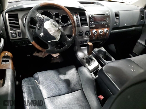 2013 Toyota Tundra Limited z VIN 5TFHY5F11DX272742, wystawiony jako Copart lot #82878854 z przebiegiem Nie podano mil oraz Czysty tytuł • Clean title. Historia ofert i sprzedaży dostępna na DreamBid. Obrazek 8.