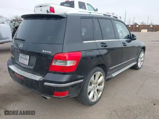 2010 Mercedes-Benz GLK-Class GLK 350 with VIN WDCGG8HBXAF322507, listed as a IAAI auction lot 41493951 with 191,253 mi miles. Bid and sale history available at carsss.com. Image 4.