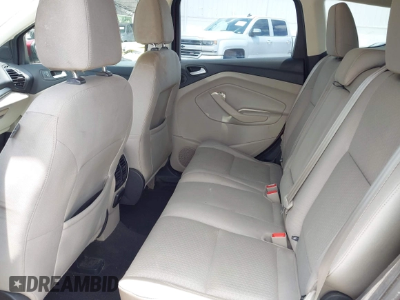 2017 Ford Escape SE z VIN 1FMCU0G95HUE86116, wystawiony jako IAAI lot #42397021 z przebiegiem 115 573 mil mil oraz . Historia ofert i sprzedaży dostępna na DreamBid. Obrazek 8.