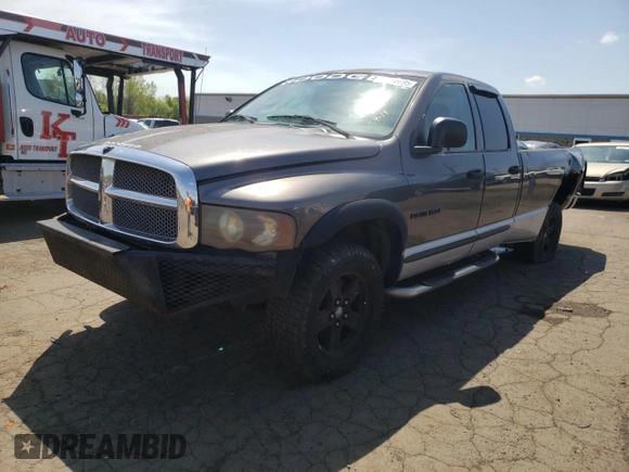 2002 Dodge 1500 z VIN 3D7HU18N02G140311, wystawiony jako Copart lot #55506095 z przebiegiem 144 280 mil mil oraz Szkoda całkowita • Salvage title. Historia ofert i sprzedaży dostępna na DreamBid. Obrazek 1.