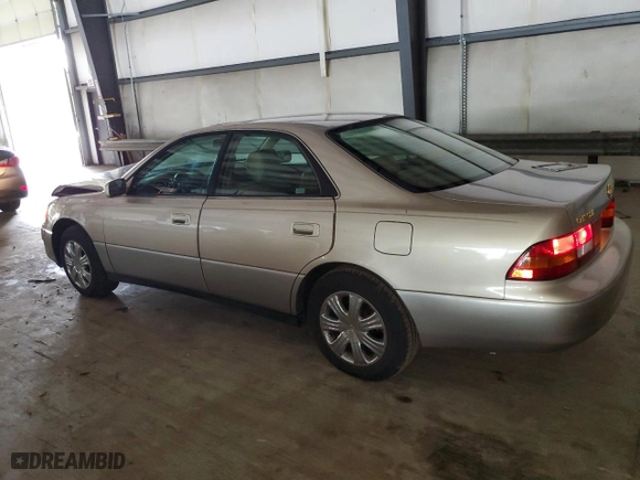 1998 Lexus ES 300 Luxury Sport Sdn with VIN JT8BF28G1W5020238, listed as a Copart auction lot 65283464 with 214,735 mi miles and Salvage Title. Bid and sale history available at carsss.com. Image 2.