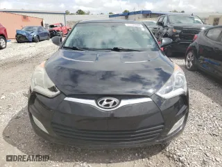 2013 Hyundai Veloster w/Gray Int with VIN KMHTC6AD8DU156001, listed as a Copart auction lot 73138844 with 151,366 mi miles and Clean Title. Bid and sale history available at carsss.com. Image 5.