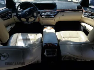 2007 Mercedes-Benz S 550 z VIN WDDNG86X97A121513, wystawiony jako Copart lot #55254945 z przebiegiem 107 313 mil mil oraz Czysty tytuł • Clean title. Historia ofert i sprzedaży dostępna na DreamBid. Obrazek 8.