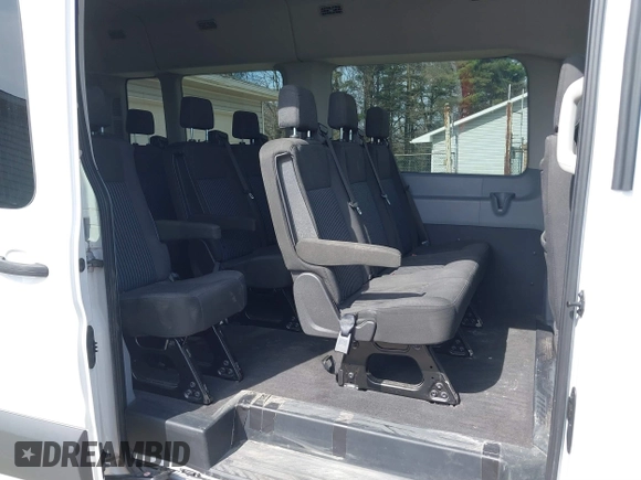2018 Ford Transit Passenger XL с VIN 1FBAX2CM3JKB40189, выставлен на аукционе IAAI как лот 41859048 с пробегом 110 211 миль миль и . История ставок и продаж доступна на DreamBid. Изображение 8.