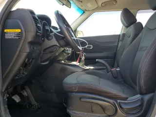 2016 Kia Soul with VIN KNDJN2A23G7263246, listed as a Copart auction lot 53579945 with 131,993 mi miles and Salvage Title. Bid and sale history available at carsss.com. Image 7.