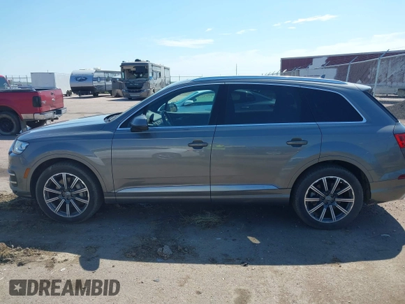 2017 Audi Q7 Premium Plus with VIN WA1LAAF73HD011755, listed as a IAAI auction lot 42684003 with 113,628 mi miles and . Bid and sale history available at DreamBid. Image 14.